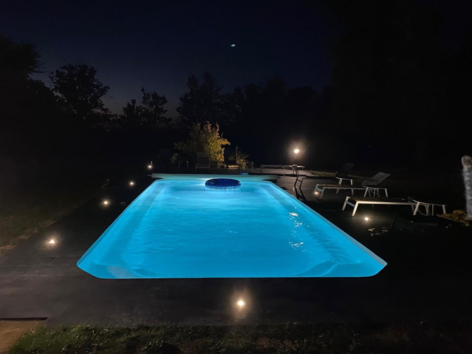 Domaine De Treuillaud Bed & Breakfast Villers-les-Ormes ภายนอก รูปภาพ