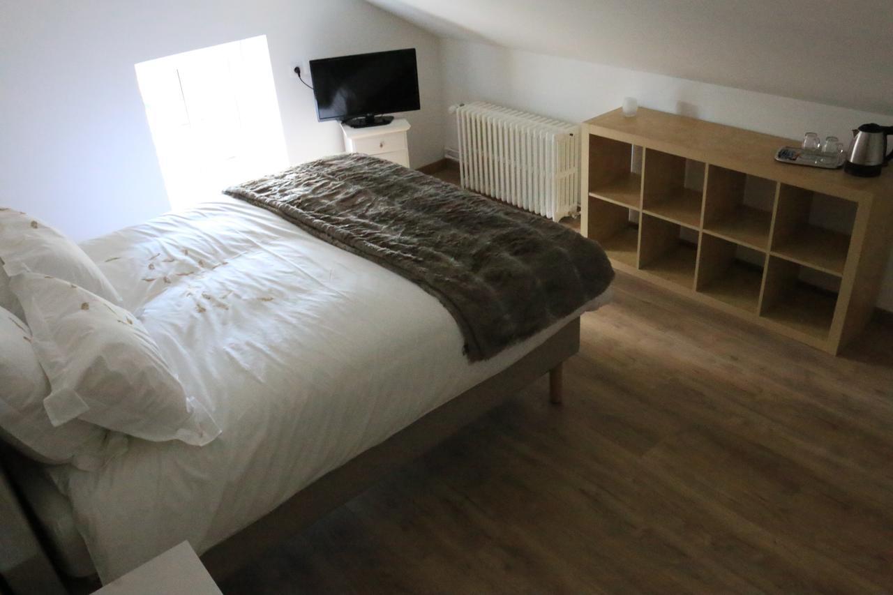 Domaine De Treuillaud Bed & Breakfast Villers-les-Ormes ภายนอก รูปภาพ