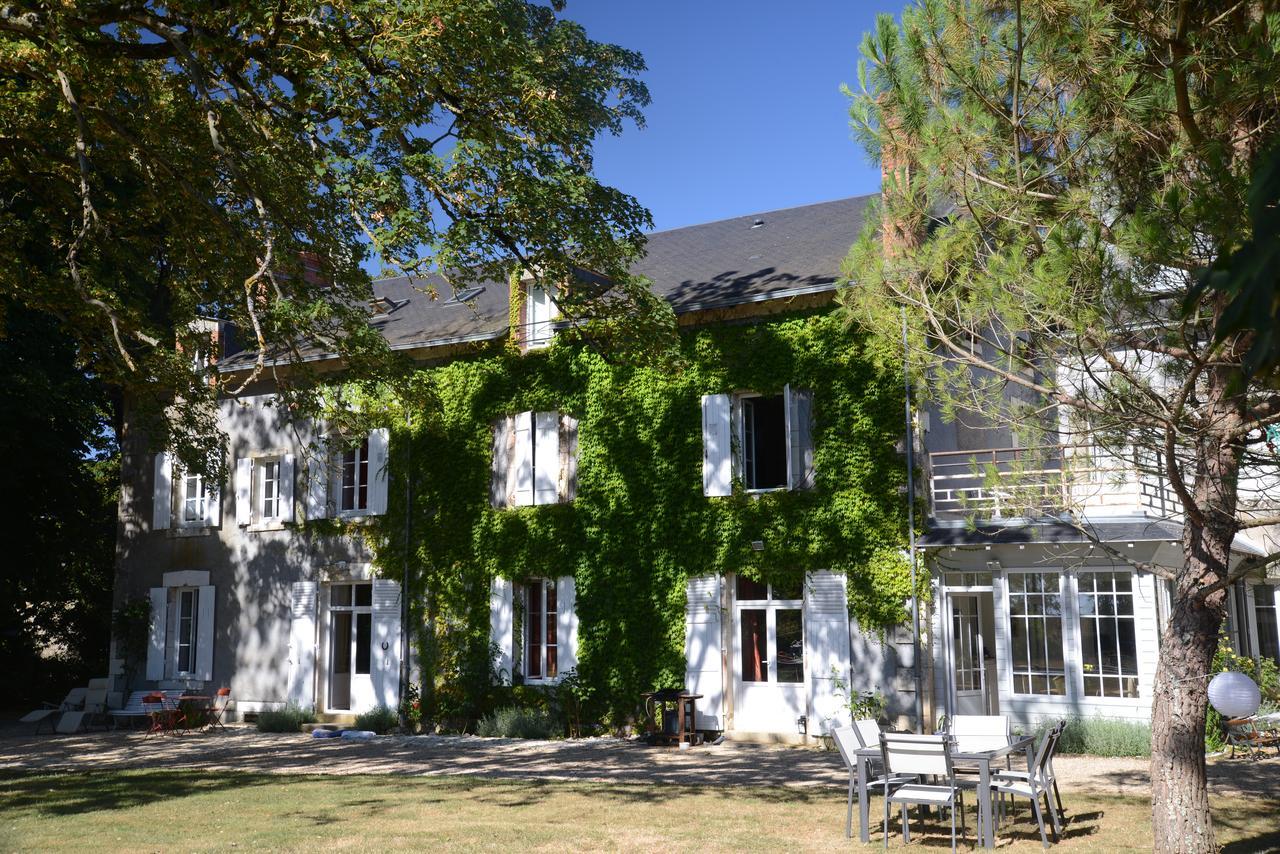 Domaine De Treuillaud Bed & Breakfast Villers-les-Ormes ภายนอก รูปภาพ